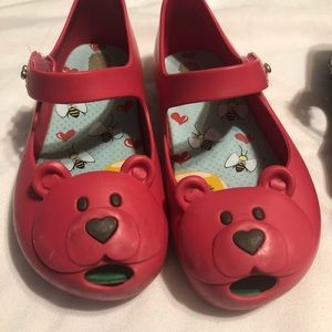 Mini Melissa Strawberries and Bears Size 9